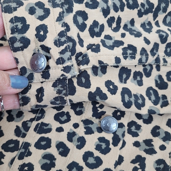 New Direction Leopard Print Women's Jean Jacket silver buttons edgy classic L - Picture 8 of 11
